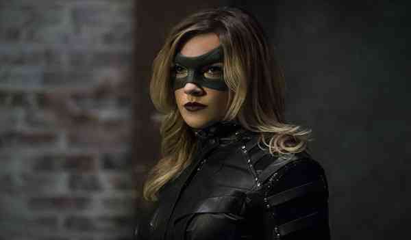 Arrow -- "The Candidate" -- Image AR402A_0406b -- Pictured: Katie Cassidy as Black Canary -- Photo: Katie Yu /The CW -- ÃÂ© 2015 The CW Network, LLC. All Rights Reserved.