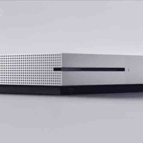 Xbox One S 3