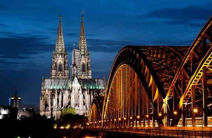 Forza Horizon Cologne Cathedral Germany