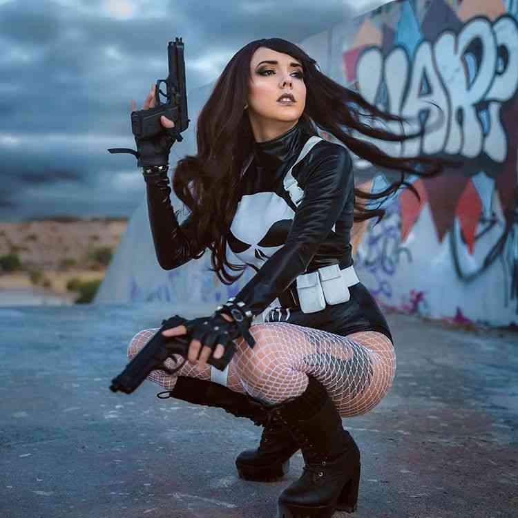 Cosplayer Darshelle Stevens Is A Stunner And Her Cosplay Is Jaw