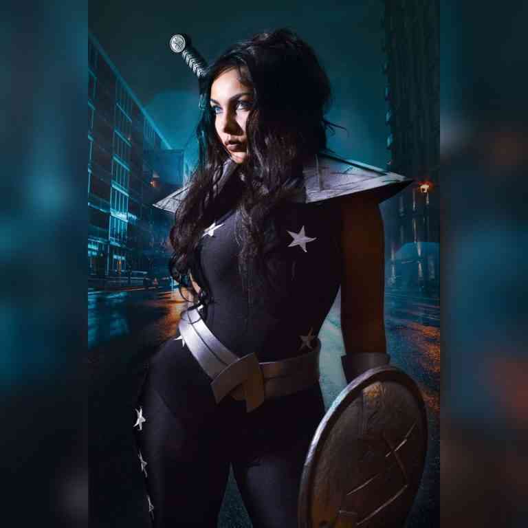 Soni Aralynn's Sweet and Sensational Cosplay Is out of This World