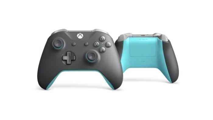 xbox controller - grey and blue