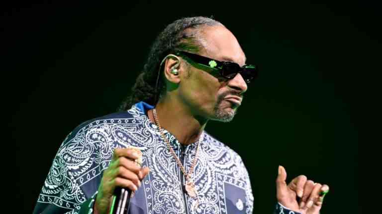 Snoop Dogg Will Be Coming to Call of Duty Next Month